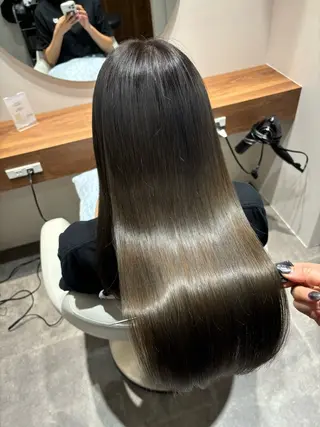 ロング 美髪ヘア 🤍erikaのヘアスタイル