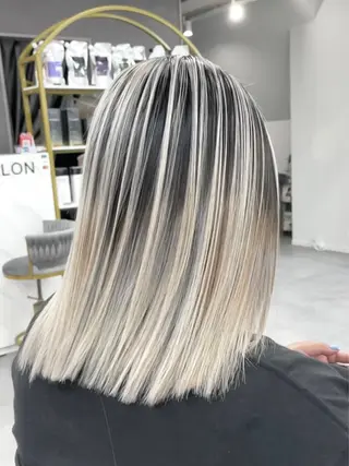 ミディアム senjyu GINZA所属・バレイヤージュ/ハイ ライト/庄司鉄平のヘアスタイル