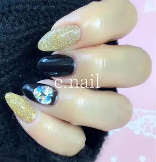ネイル e.nail所属・和賀井 恵理のネイルデザイン