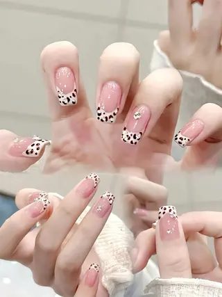 ミディアム 28ネイル フェンのネイルデザイン