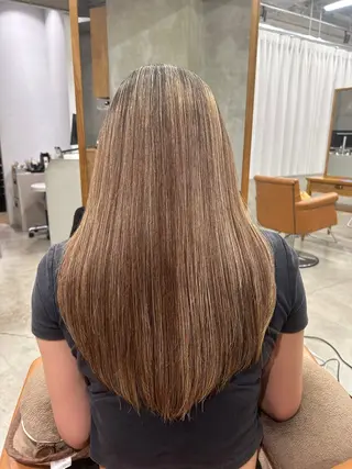 ロング カラー パーマ 山野愛子美容室銀座店所属・🌼髪質改善/透明感 艶髪タケドミのヘアスタイル