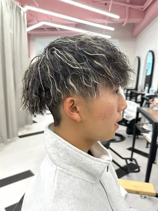 メンズ ちょめ/八王子 ZEST emuのヘアスタイル