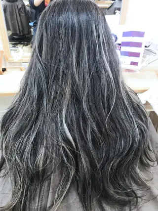 ロング カラー 平尾 拓也のヘアスタイル