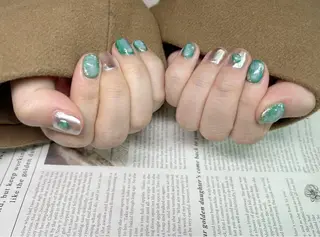 ネイル コウ ヨウのネイルデザイン