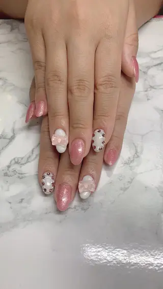 ネイル はな💎ネイル ワンホン、長さ出しのネイルデザイン