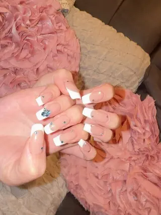 ネイル ATULA Nail 💅チップ長さだしのネイルデザイン