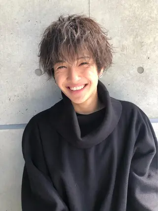 ショート パーマ メンズ 赤み消し🌿 透明感カラー🫧のヘアスタイル