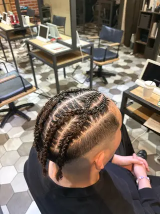 メンズ 木戸 亮晟のヘアスタイル