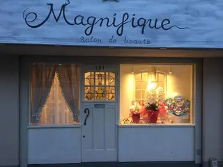 Magnifique（マニフィック）所属・Magnifique MAIのマツエク・マツパデザイン