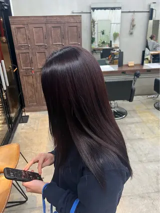 ロング カラー H 梅田所属・藤本 泰のヘアスタイル