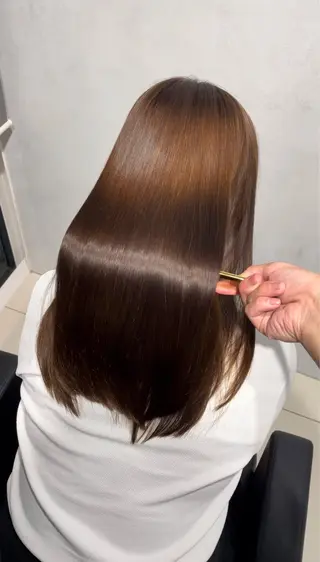 セミロング カラー ✨髪質改善✨美髪 矯正🫧小泉のヘアスタイル