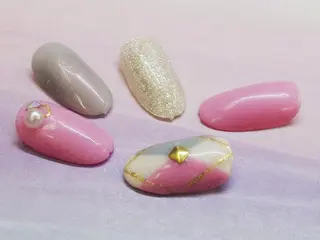 ネイル ティーエヌ 金山駅東口店のネイルデザイン