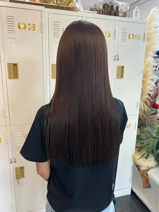 ロング カラー LOMARLIE JURIAのヘアスタイル