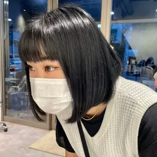 ショート カラー iLi🫧kim ryongna🦋のヘアスタイル