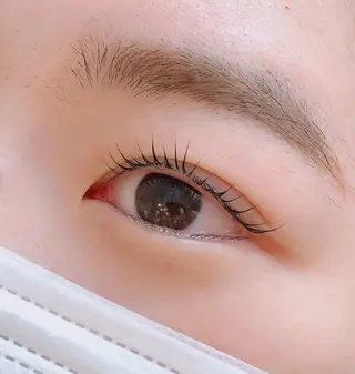 マツエク・マツパ eyelash/eyebrow　salon Fika所属・水軒 朋美のマツエク・マツパデザイン
