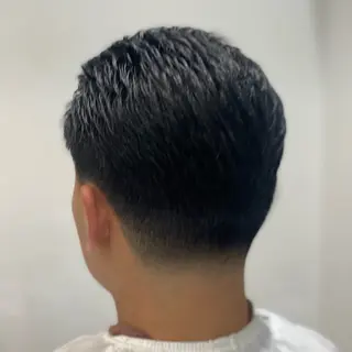 ショート Taka【バーバー /フェードカット】のヘアスタイル