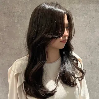 ロング 🫧‪透明感カラー Yui🫧のヘアスタイル