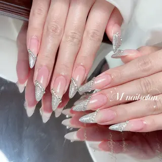 ネイル M🌷nail 長さだし専門店のネイルデザイン