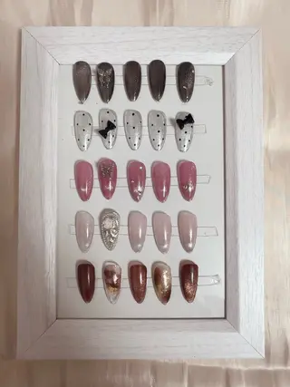 ネイル なな【パラジェル】 【マグネット】のネイルデザイン