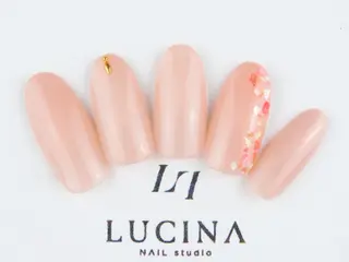 ネイル 新橋 ルキナ スタッフのネイルデザイン