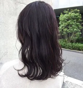 カラー 山本 俊のヘアスタイル