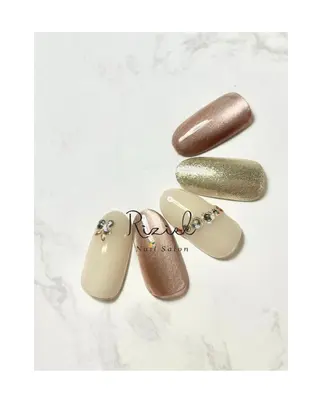ネイル Riziel 💅のネイルデザイン