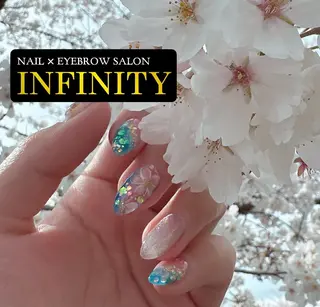 ネイル INFINITY所属・INFINITY 💎のネイルデザイン