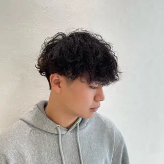 ショート パーマ メンズ メンズ特化店長✨ 9/7空き◎岡本一真のヘアスタイル