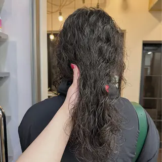 ロング パーマ ヘアアレンジ 🌐サトウ リョウ🌐のヘアスタイル