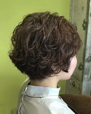 ショート エイジングケア特化 サーカス/育毛/スパのヘアスタイル
