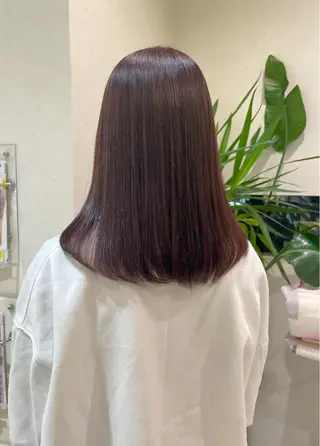 セミロング カラー ヘアアレンジ mika｜ブルーカラ ー｜ハイトーンカラーのヘアスタイル