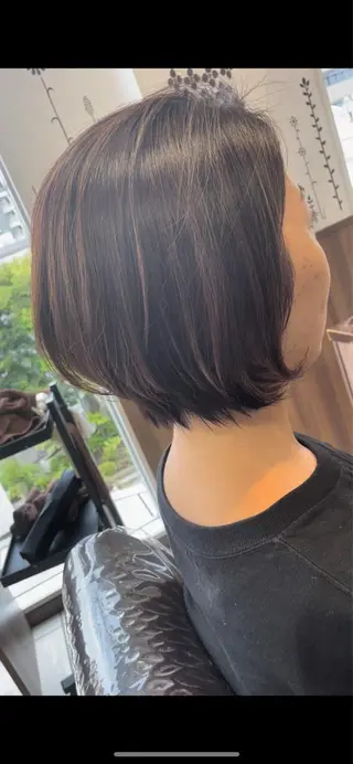ショート カラー 福見 美保のヘアスタイル