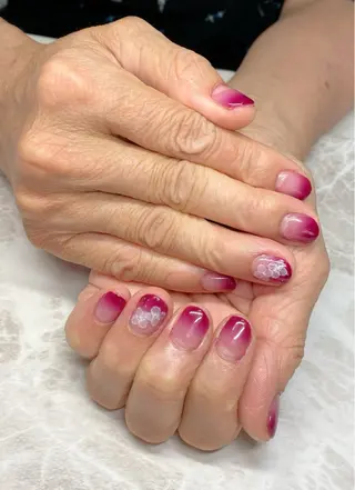 ネイル ゆぴねいる所属・ゆぴねいる yupinailのネイルデザイン