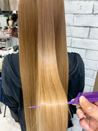 ロング filo by　Feria所属・filo   渋谷 Gishiのヘアスタイル