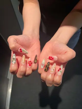 ネイル 佐藤 ゆみのネイルデザイン