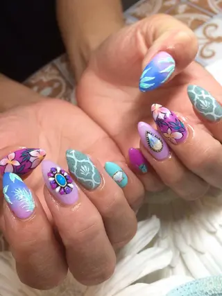 ネイル Nailsalon E's cafeのネイルデザイン