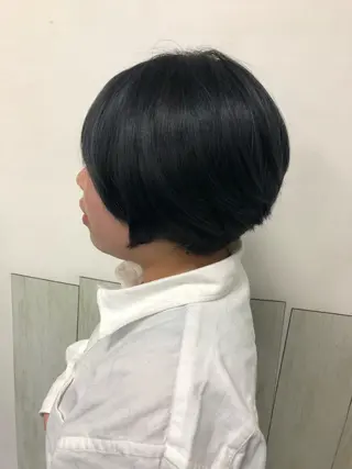 ショート カラー CoCooN Hiromiのヘアスタイル