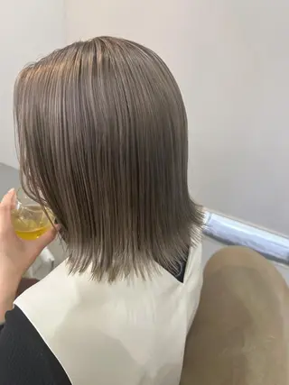 ミディアム PACE所属・ayumi ／透明感カラーのヘアスタイル