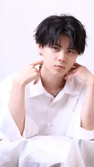 ショート パーマ メンズ 松本 悠太郎のヘアスタイル