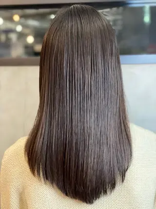 セミロング 仲矢 あゆ美のヘアスタイル
