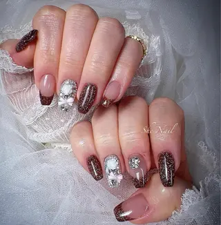 ネイル She   Nail所属・ISA_ BELLAのネイルデザイン