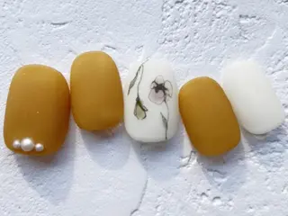 ネイル A. Fukushimaのネイルデザイン