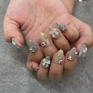 ネイル MAXKELLY ANNAのネイルデザイン