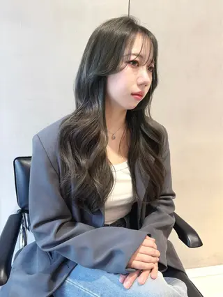 ロング カラー ワンホン/韓国ヘア 🤍amiのヘアスタイル