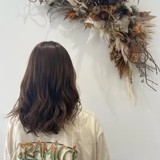 セミロング 松本 玲菜のヘアスタイル