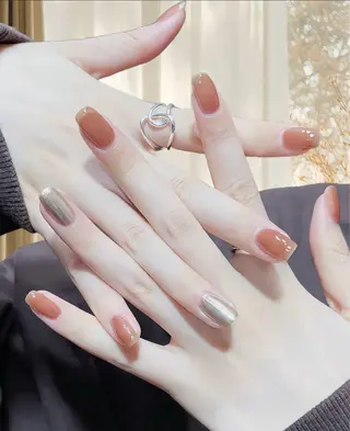 ネイル LEDアイラッシュ ∩_∩アオイのマツエク・マツパデザイン