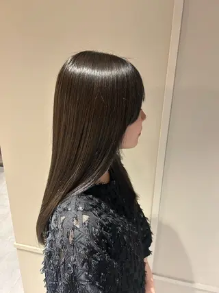 カラー 杉本 萌のヘアスタイル