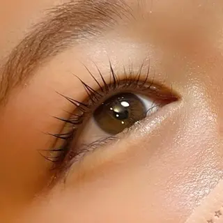 マツエク・マツパ かわの ももな 💜ྀིのヘアスタイル