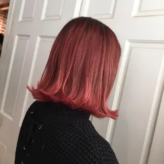 ショート カラー ホワイト&レイヤーカ ットエクステ長畠俊輔のヘアスタイル