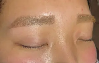 アイブロウ Favori 山下のマツエク・マツパデザイン